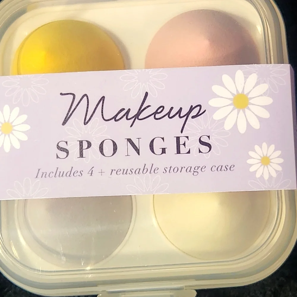 4-Pack Makeup Sponges with Reusable Storage Case